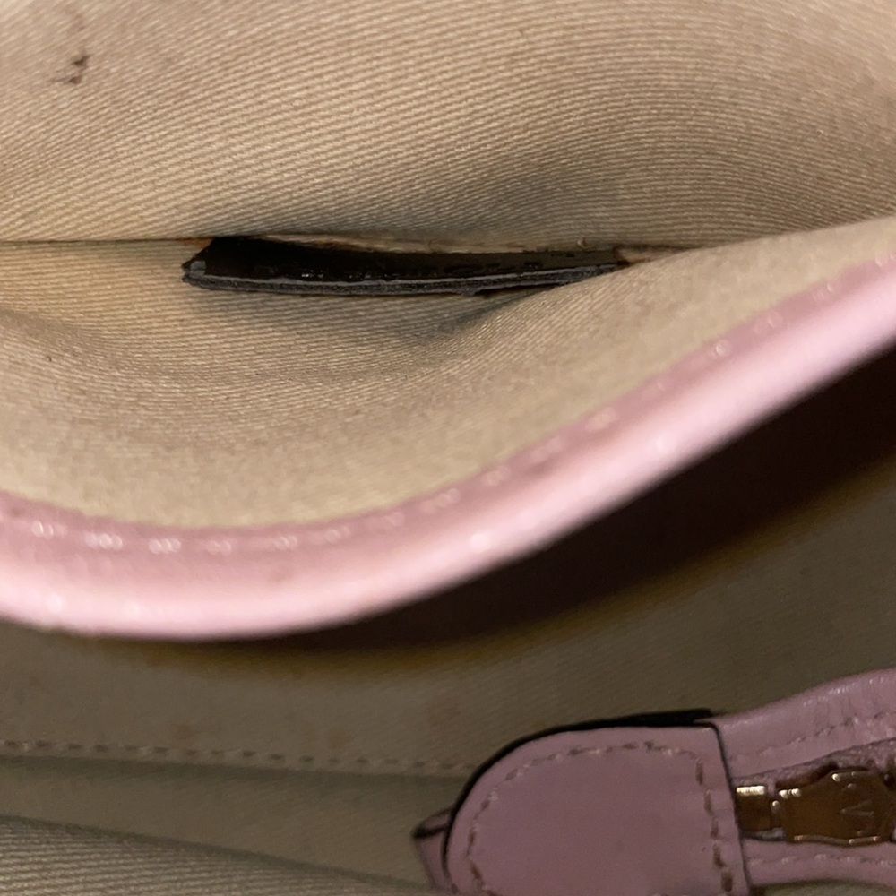 Valentino hand bag in dusty pink - missing a stud - Picture 6 of 12